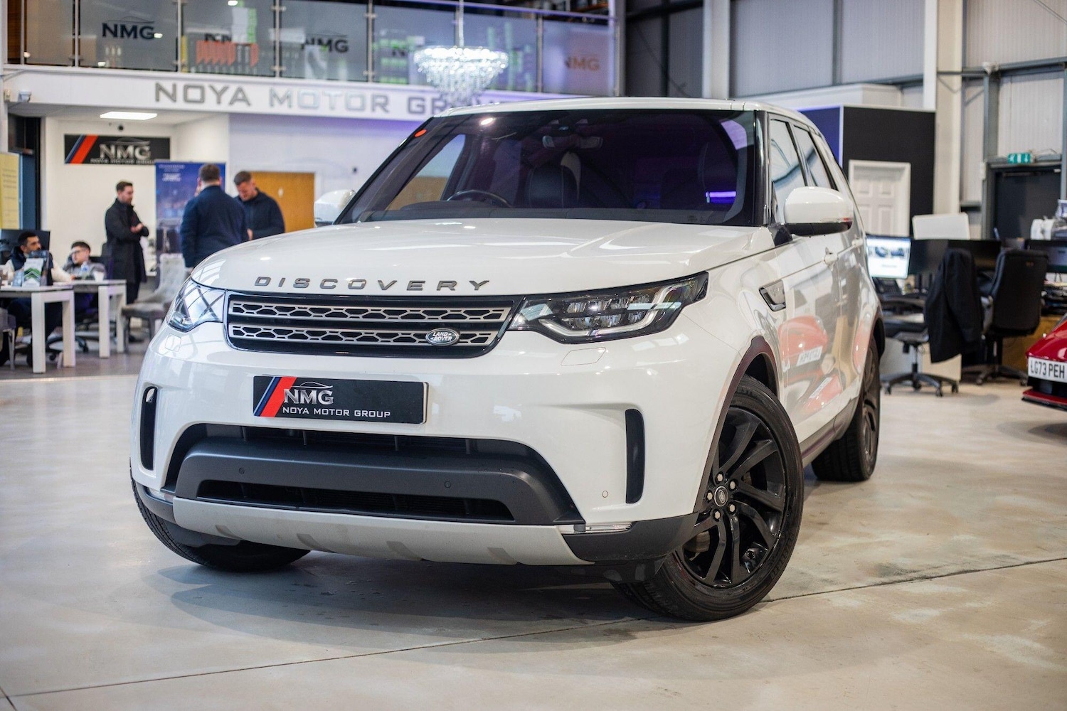 Used Land Rover Discovery 2017 for sale - 77441419: Photo 5