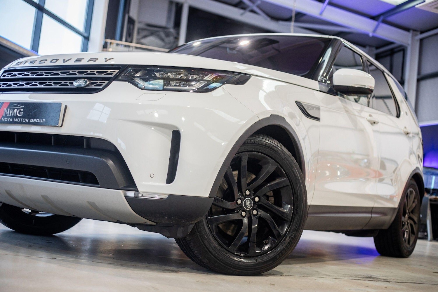 Used Land Rover Discovery 2017 for sale - 77441419: Photo 6