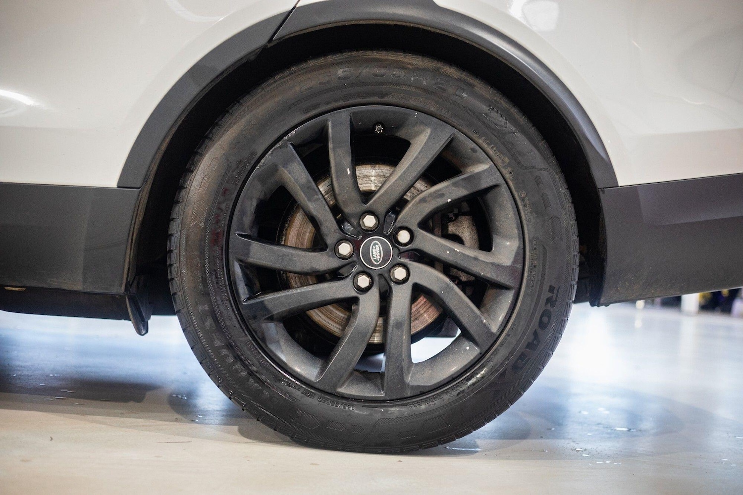 Used Land Rover Discovery 2017 for sale - 77441419: Photo 7