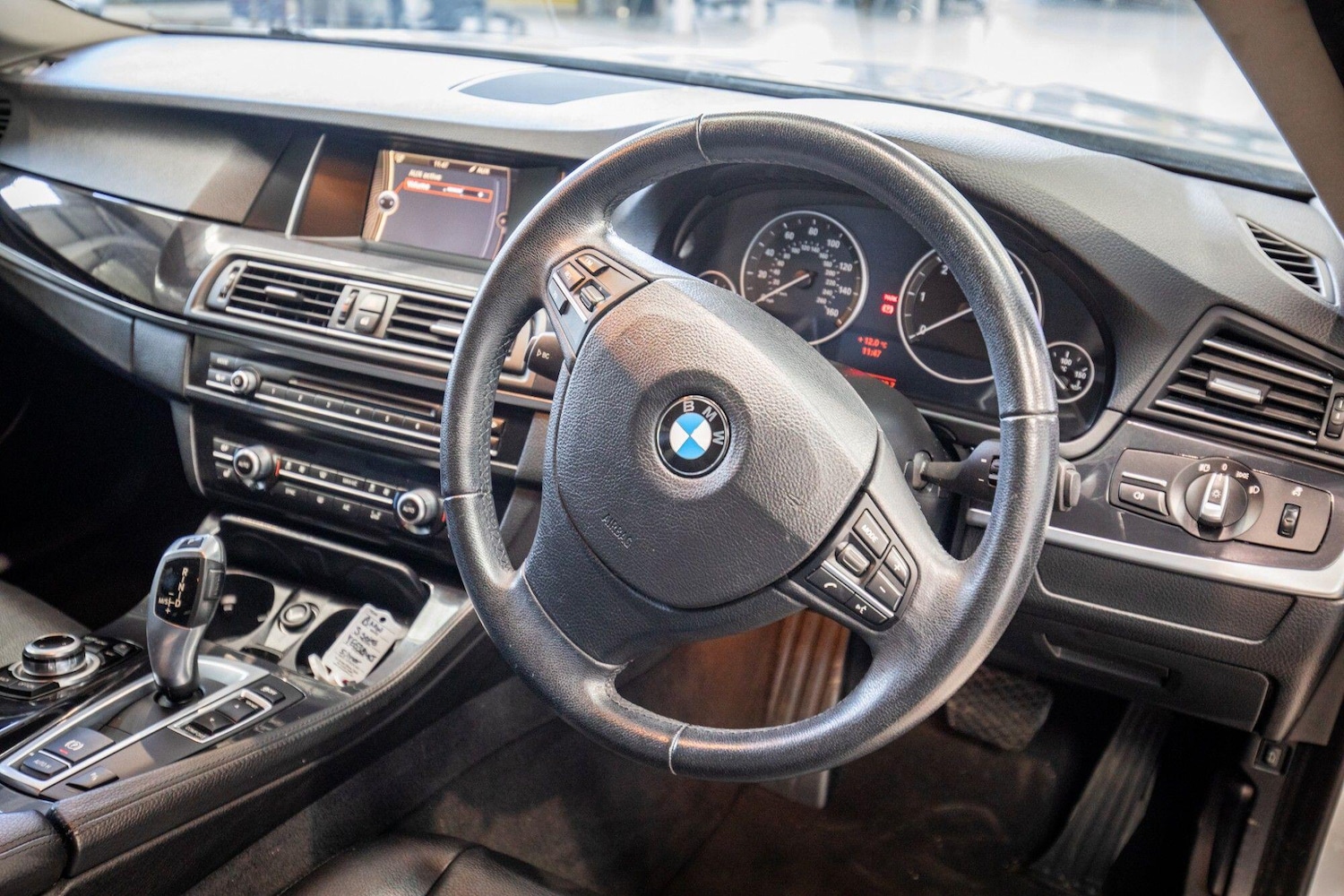 Used BMW 5 Series 2013 for sale - 78047911: Photo 2