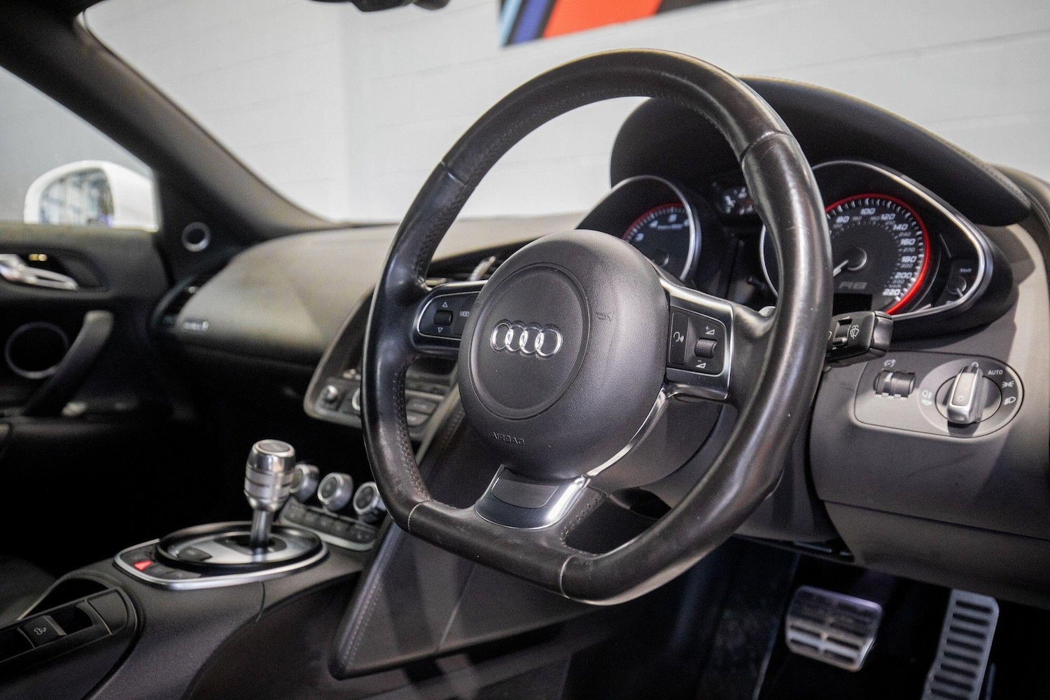 Used Audi R8 2011 for sale - 77279526: Photo 19