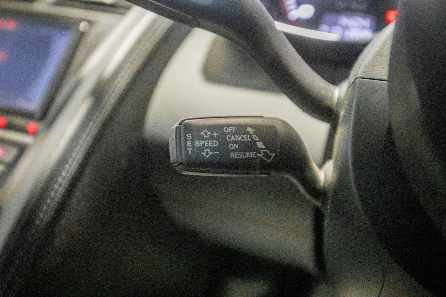 Used Audi R8 2011 for sale - 77279526: Photo 26