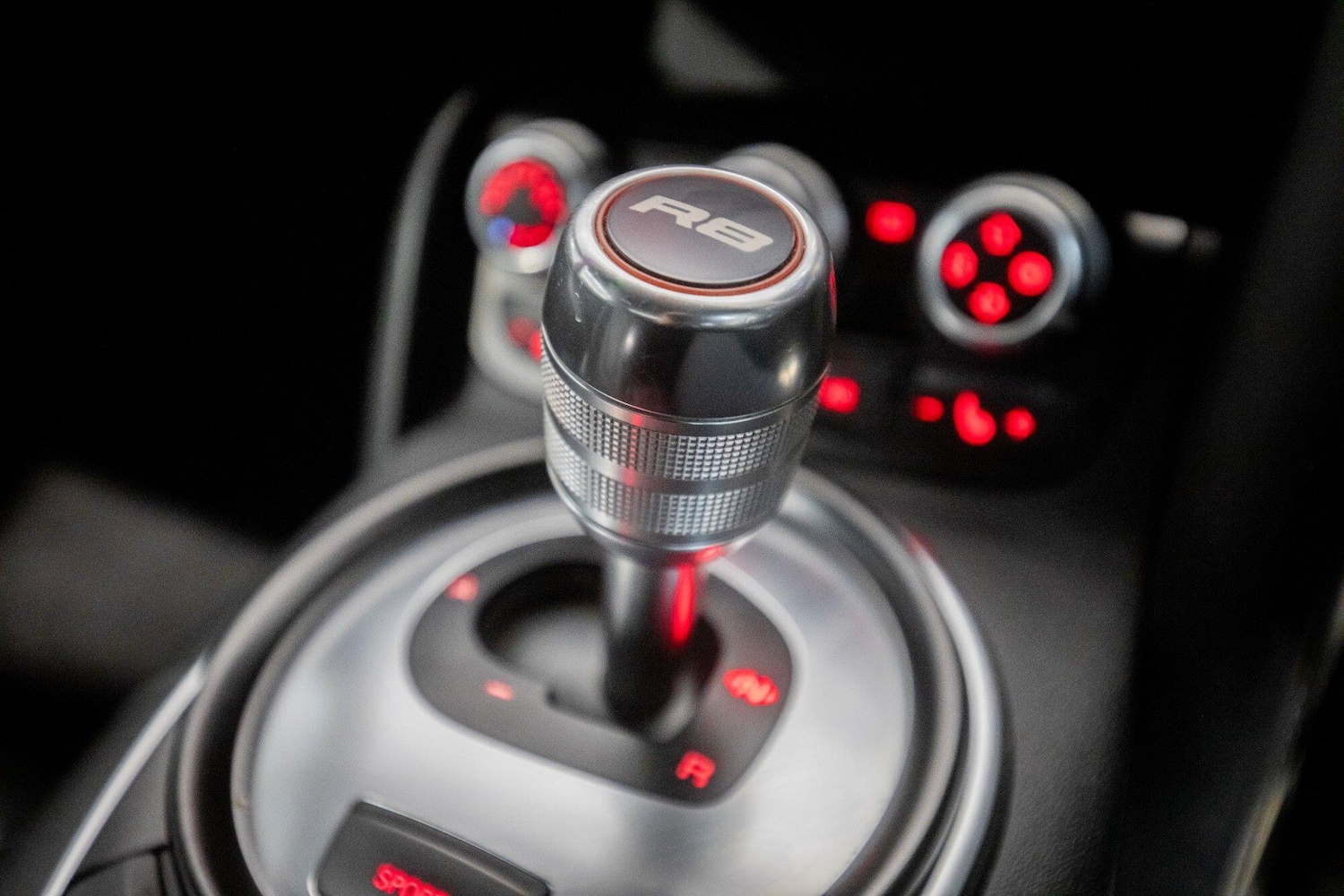 Used Audi R8 2011 for sale - 77279526: Photo 32