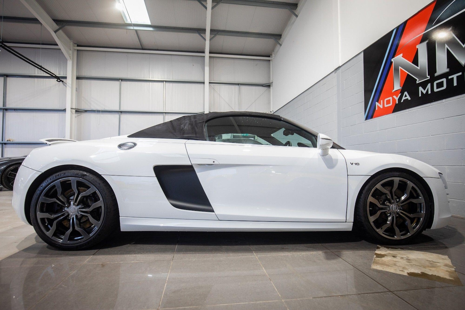 Used Audi R8 2011 for sale - 77279526: Photo 42