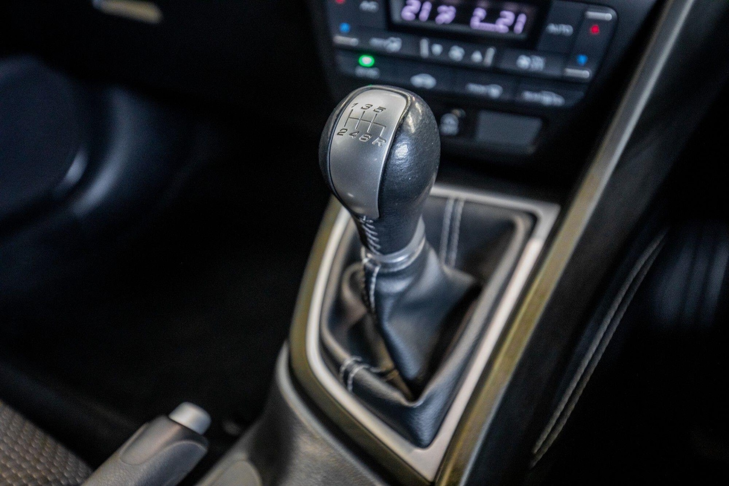 Used Honda Civic 2016 for sale - 77215500: Photo 29