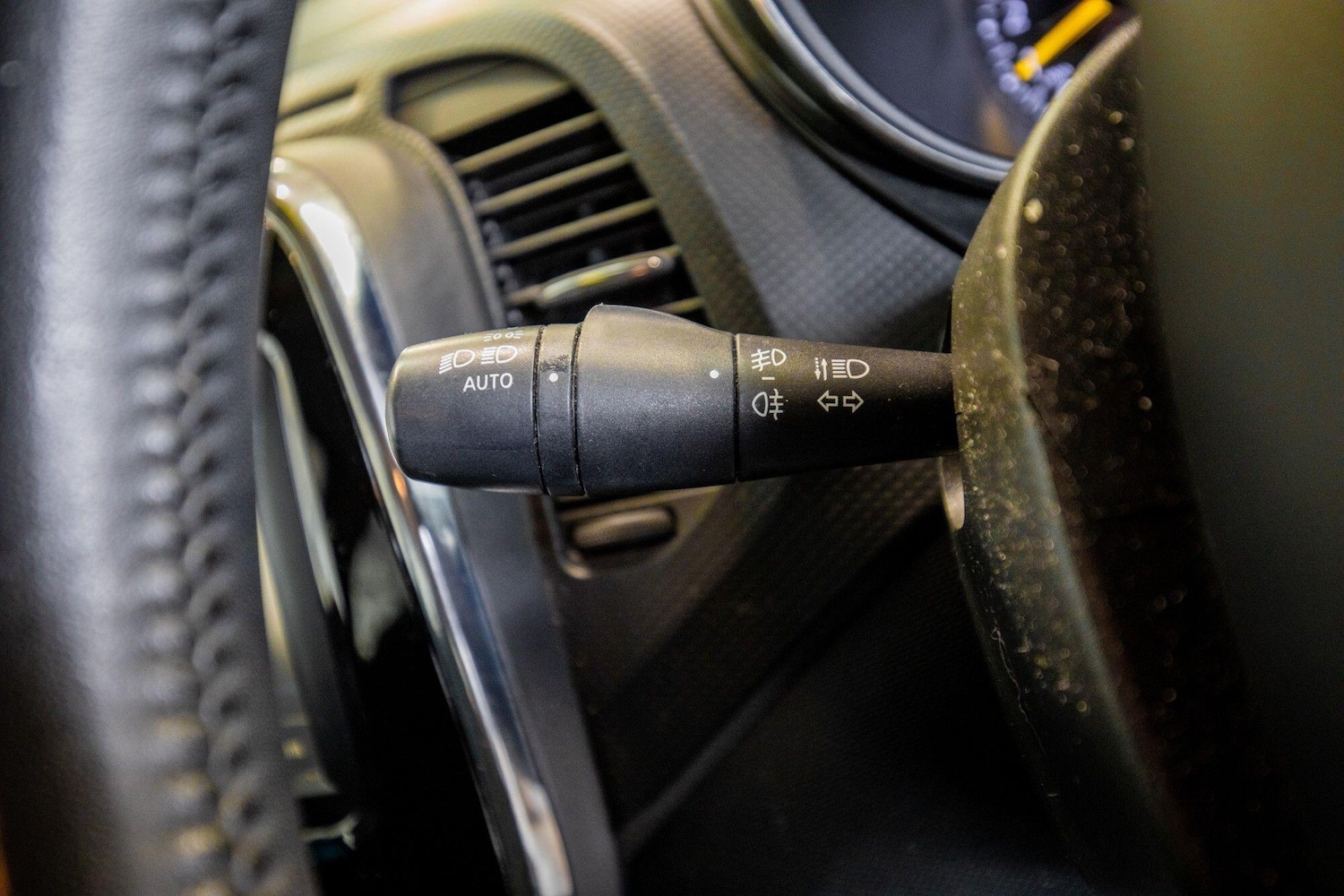 Used Renault Captur for sale - 77612494: Photo 20