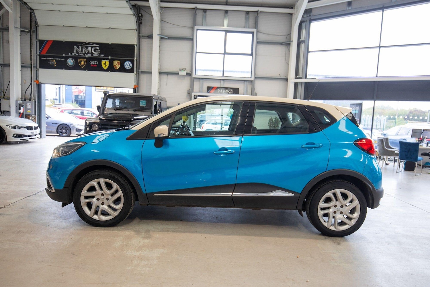 Used Renault Captur for sale - 77612494: Photo 27