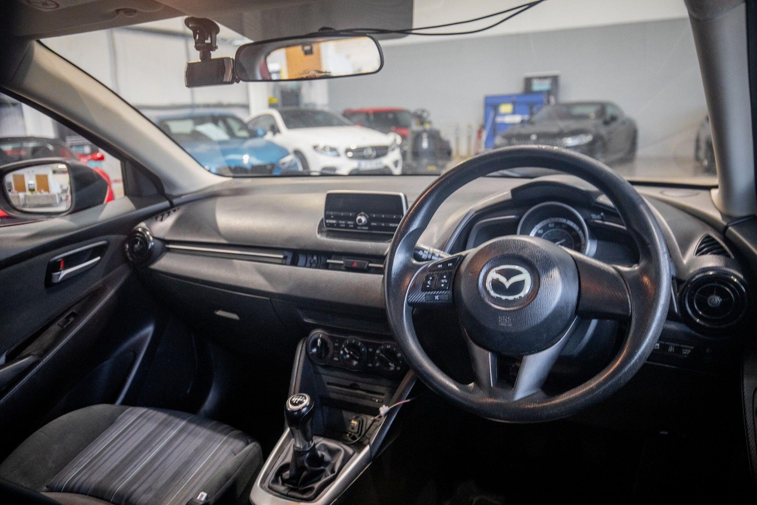 Used Mazda Mazda2 for sale - 76824392: Photo 2