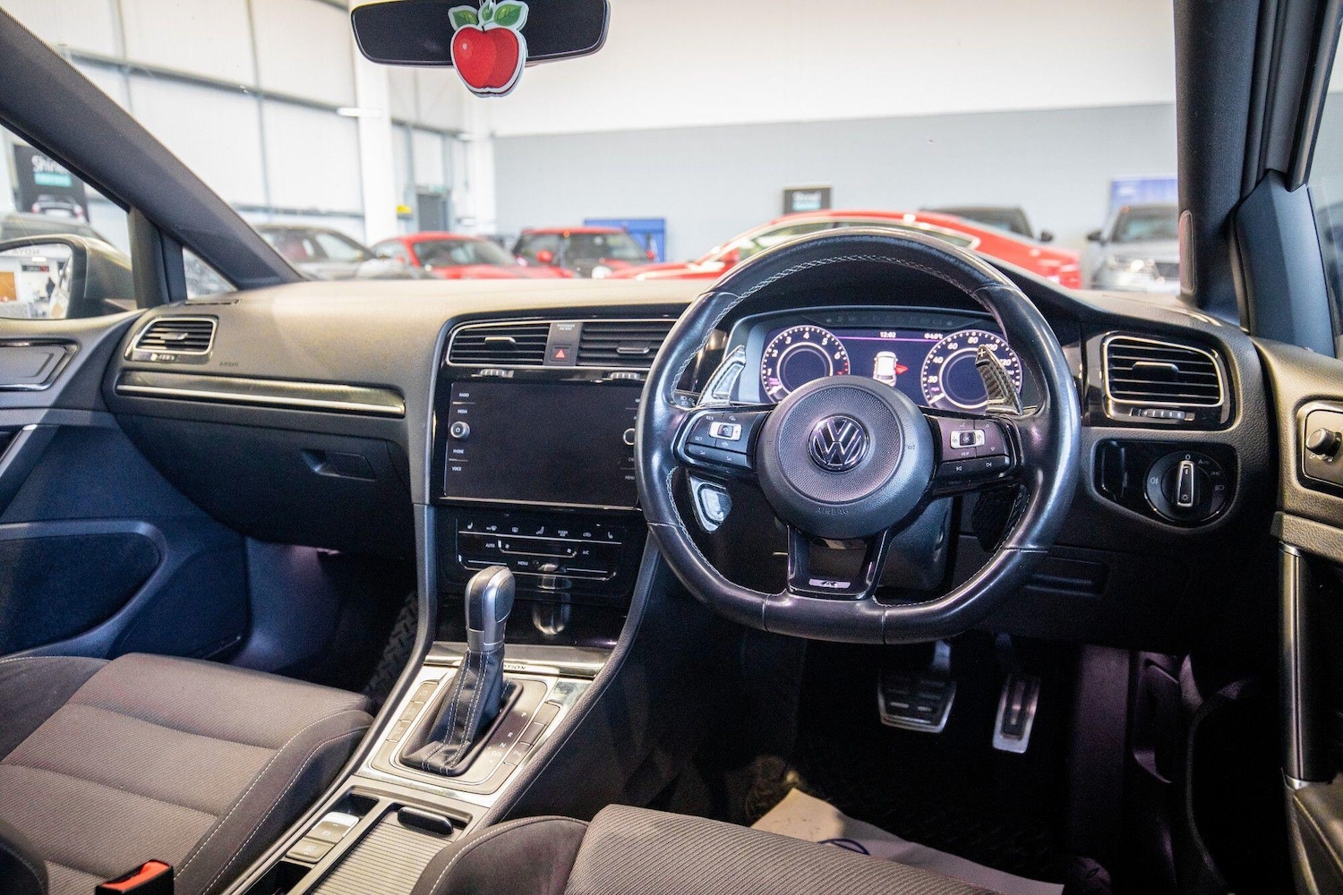 Used Volkswagen Golf for sale - 76825013: Photo 2