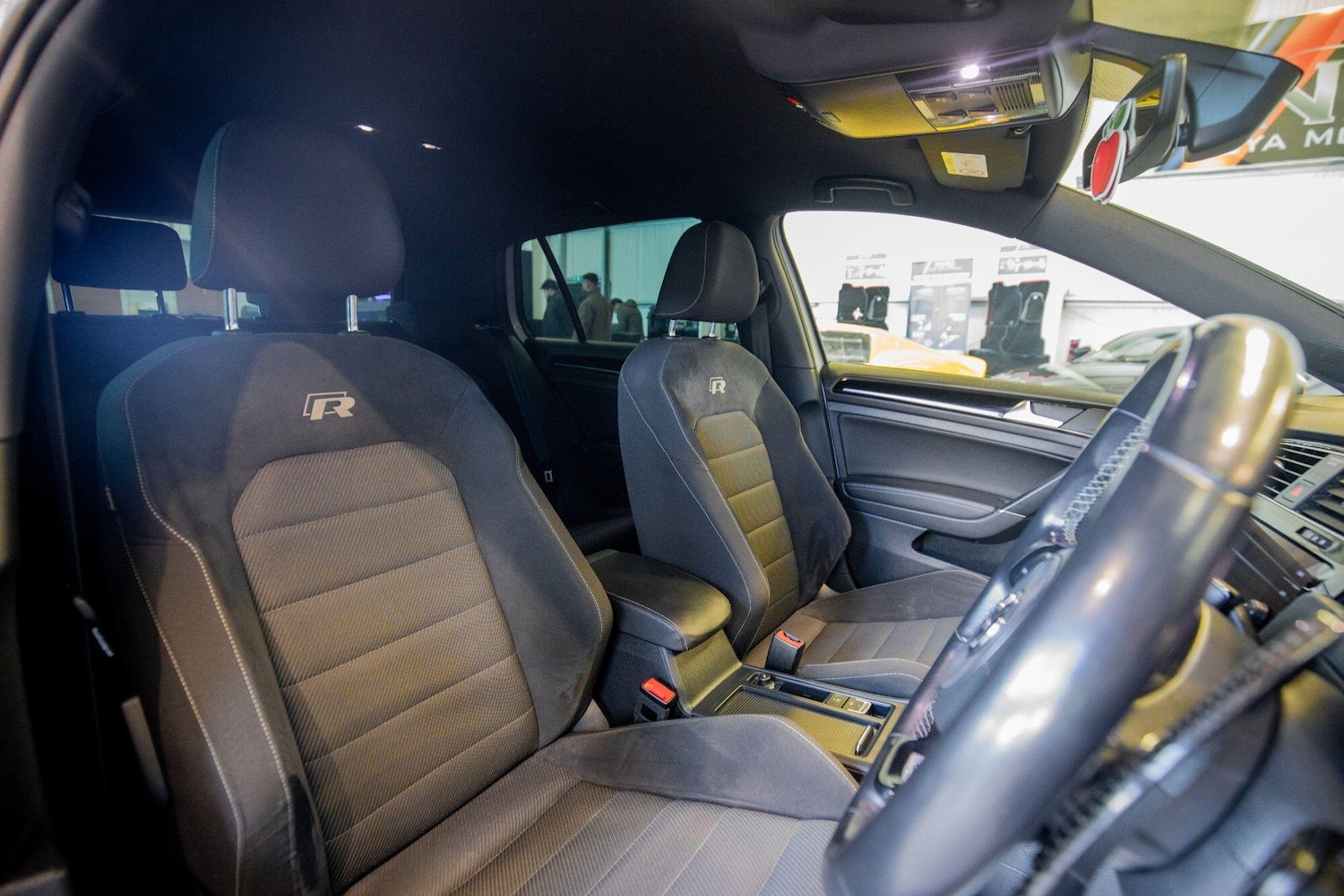 Used Volkswagen Golf for sale - 76825013: Photo 3