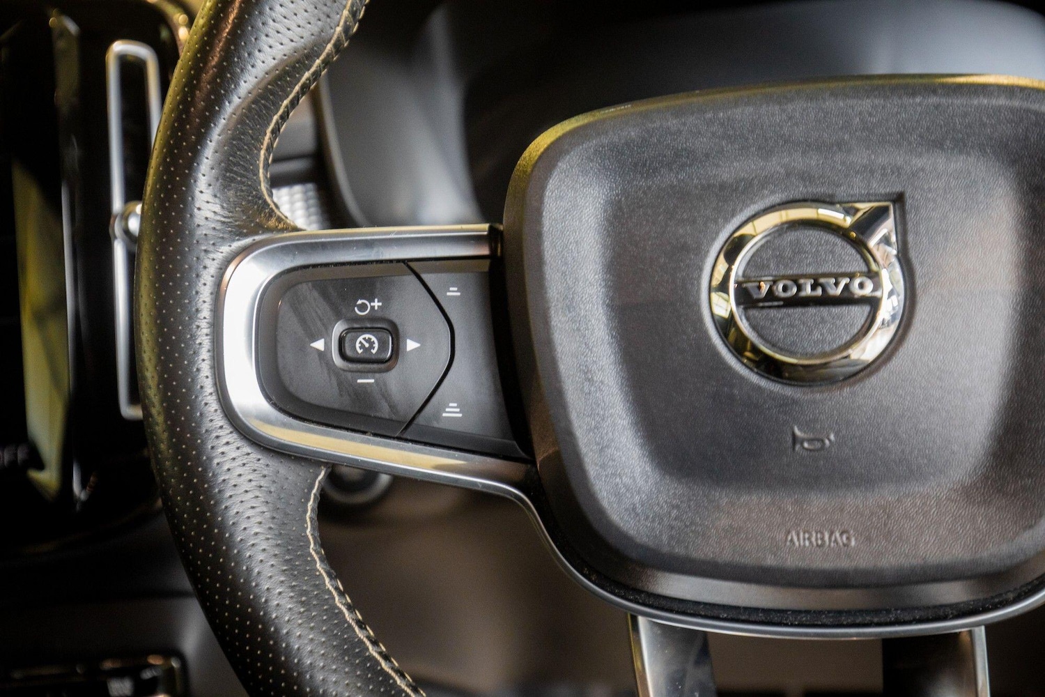 Used Volvo XC40 2019 for sale - 77412197: Photo 21