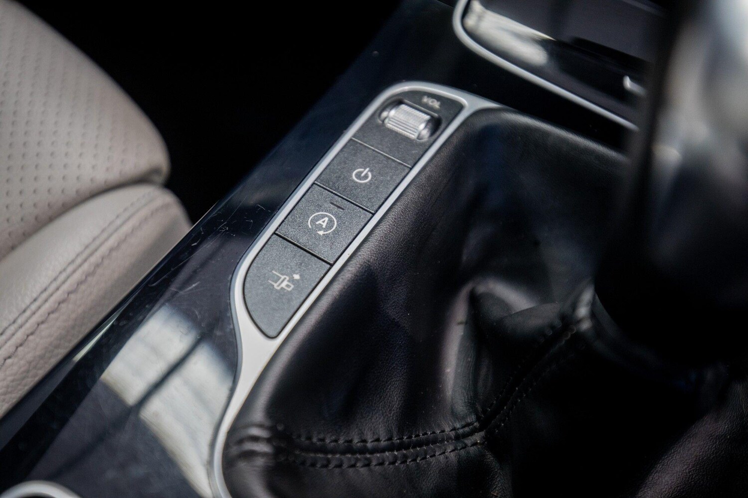 Used Mercedes-Benz C Class for sale - 77587225: Photo 30