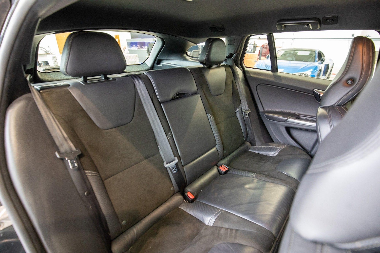 Used Volvo V60 2013 for sale - 77131957: Photo 13