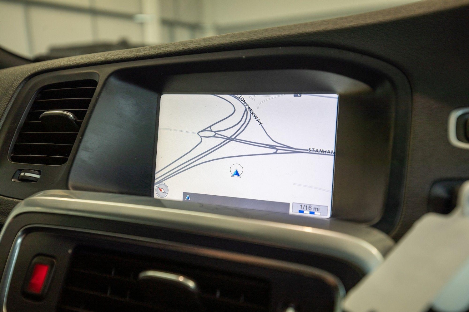 Used Volvo V60 2013 for sale - 77131957: Photo 25