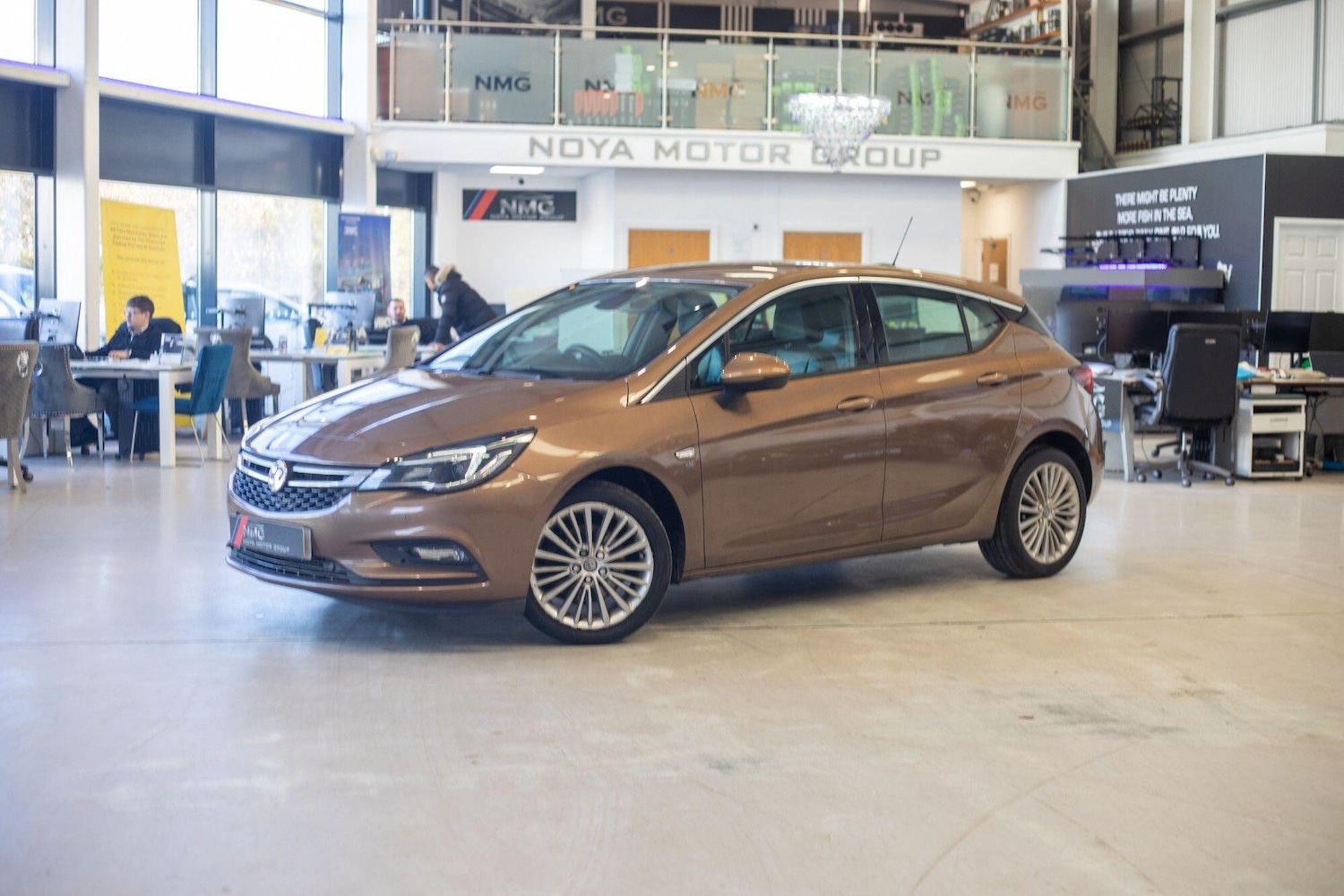 Used Vauxhall Astra for sale - 76825131: Photo 1