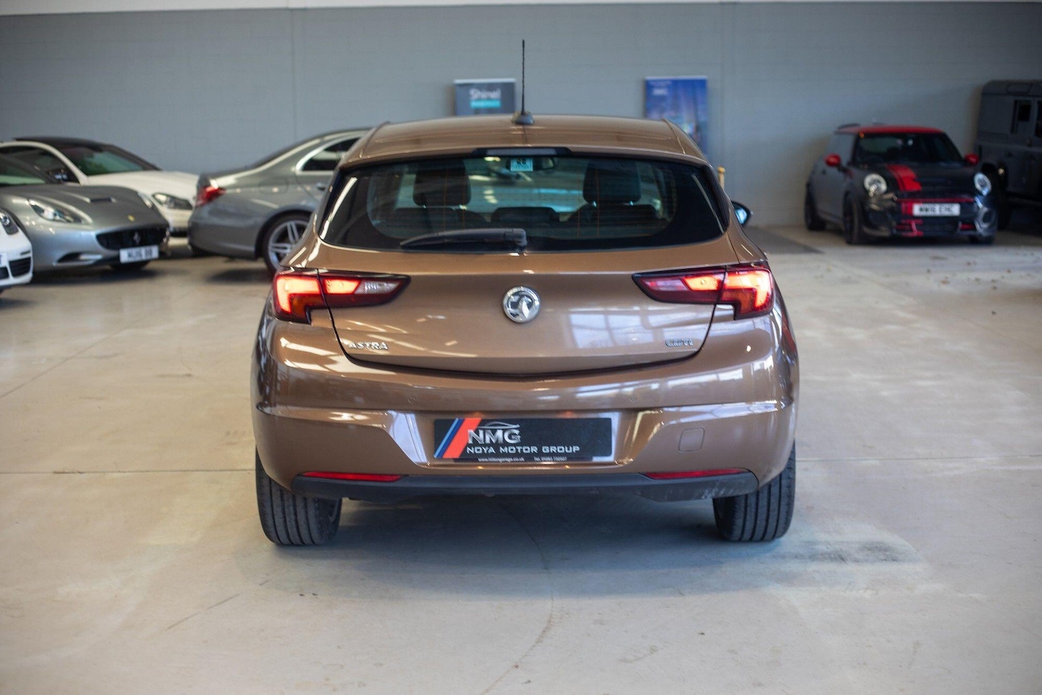 Used Vauxhall Astra for sale - 76825131: Photo 32