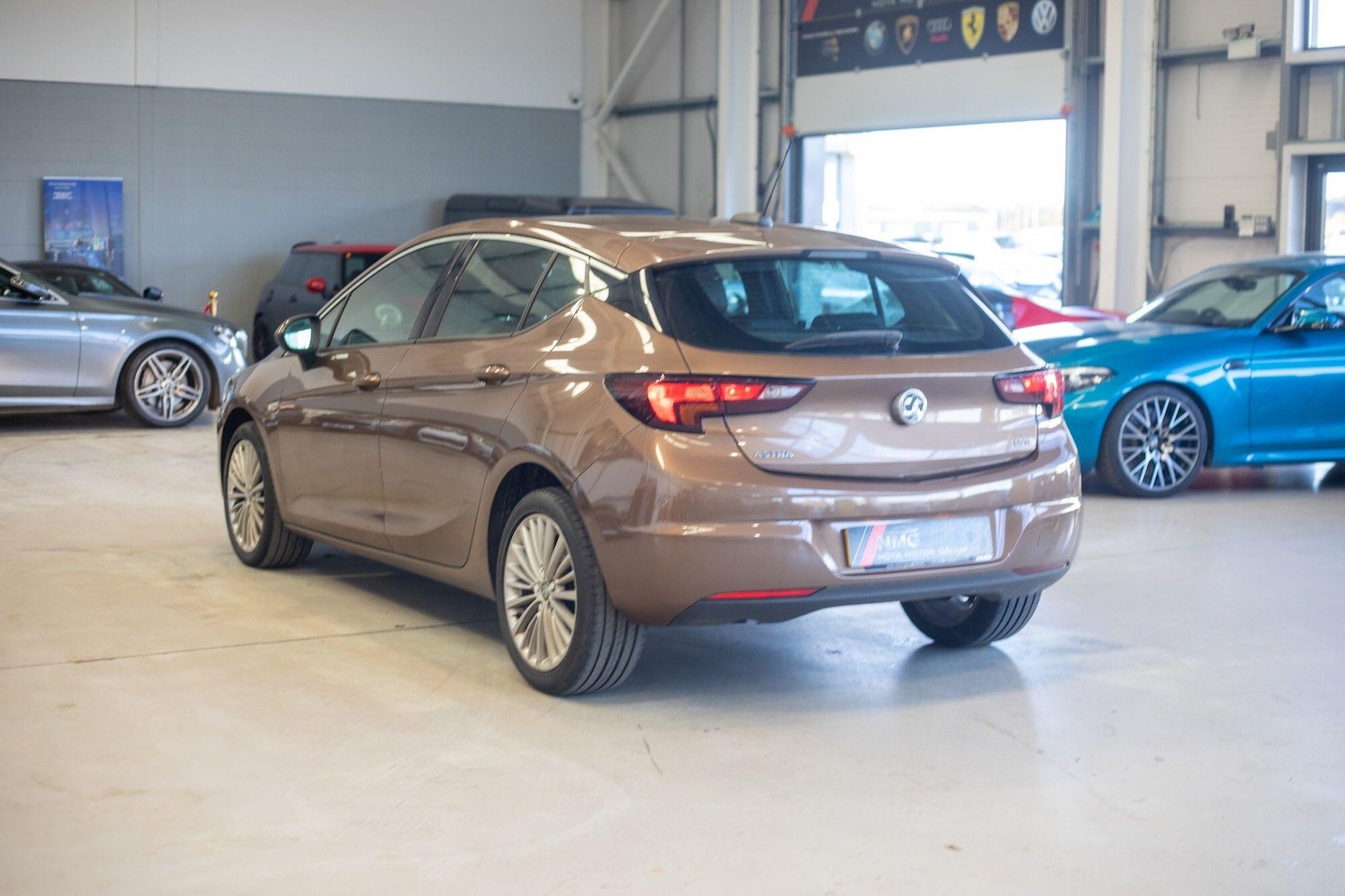 Used Vauxhall Astra for sale - 76825131: Photo 4