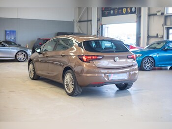 Used Vauxhall Astra 2016 for sale - 76825131: Photo