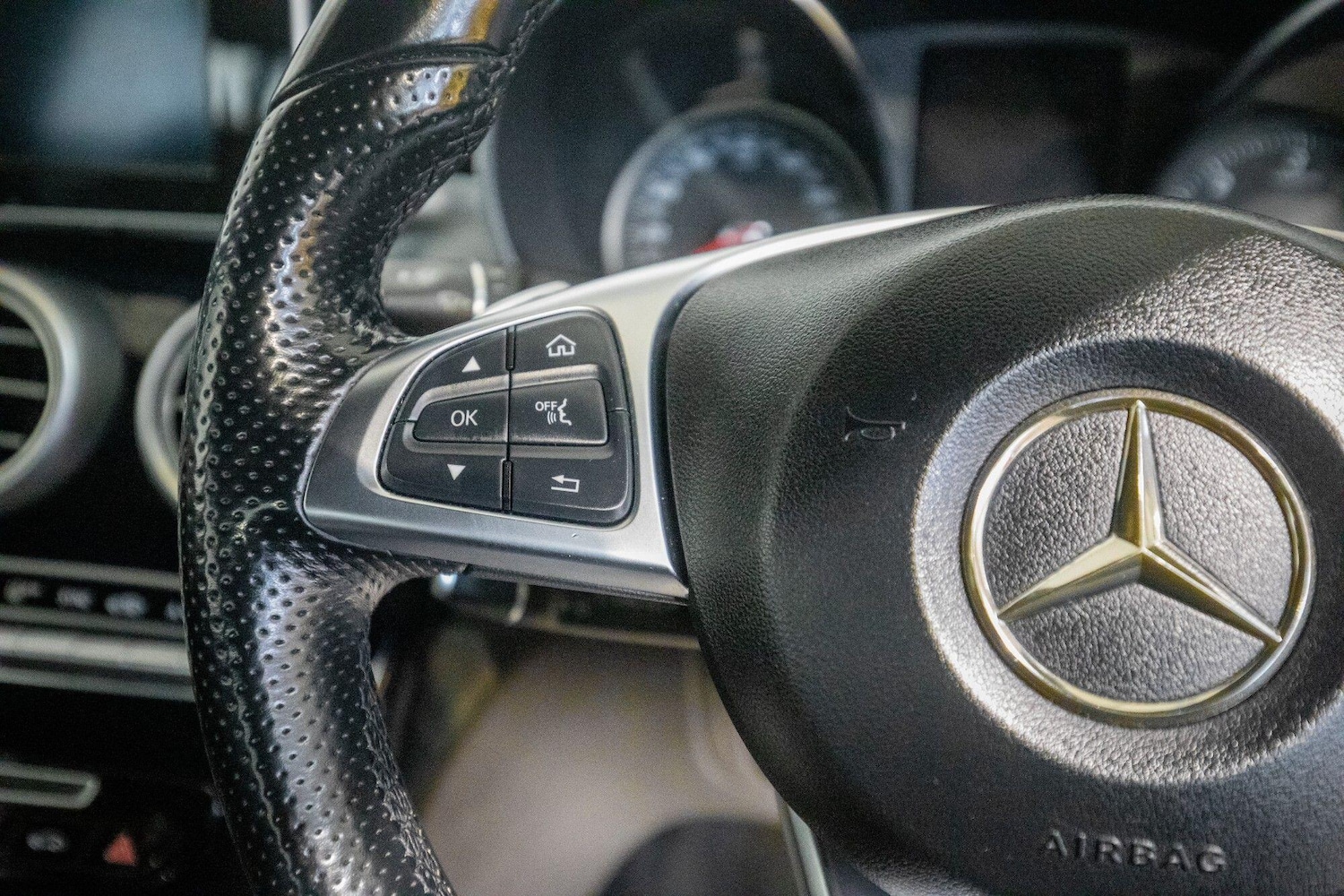 Used Mercedes-Benz C Class 2014 for sale - 77155405: Photo 21