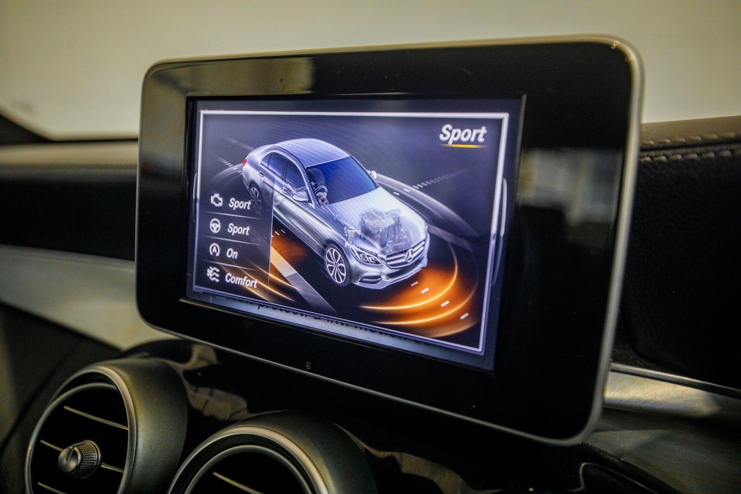 Used Mercedes-Benz C Class 2014 for sale - 77155405: Photo 29