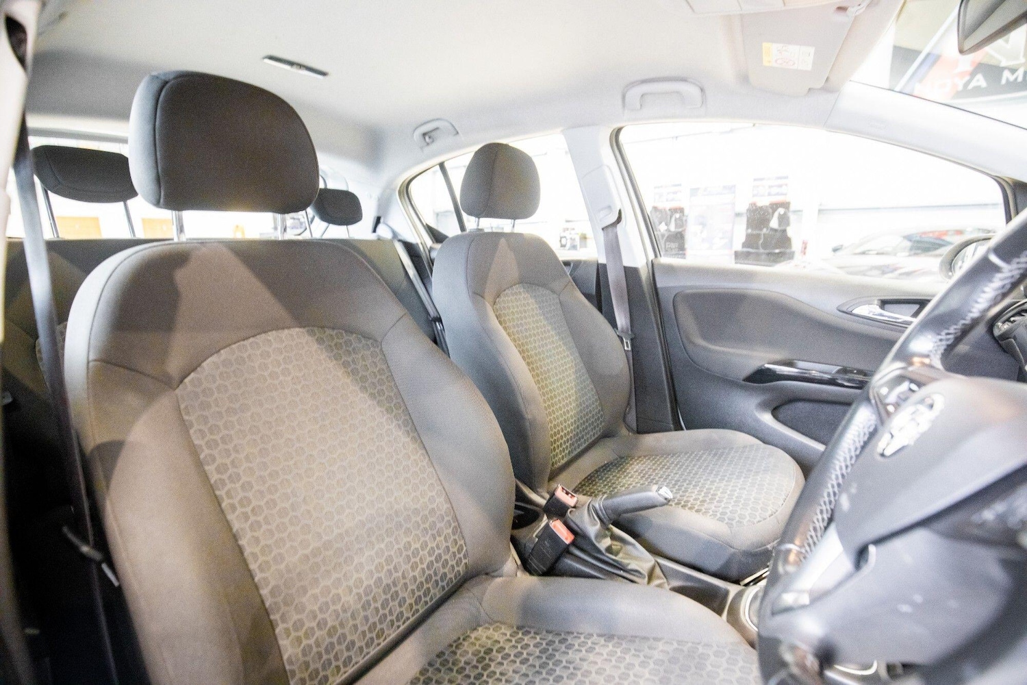 Used Vauxhall Corsa for sale - 76825142: Photo 3