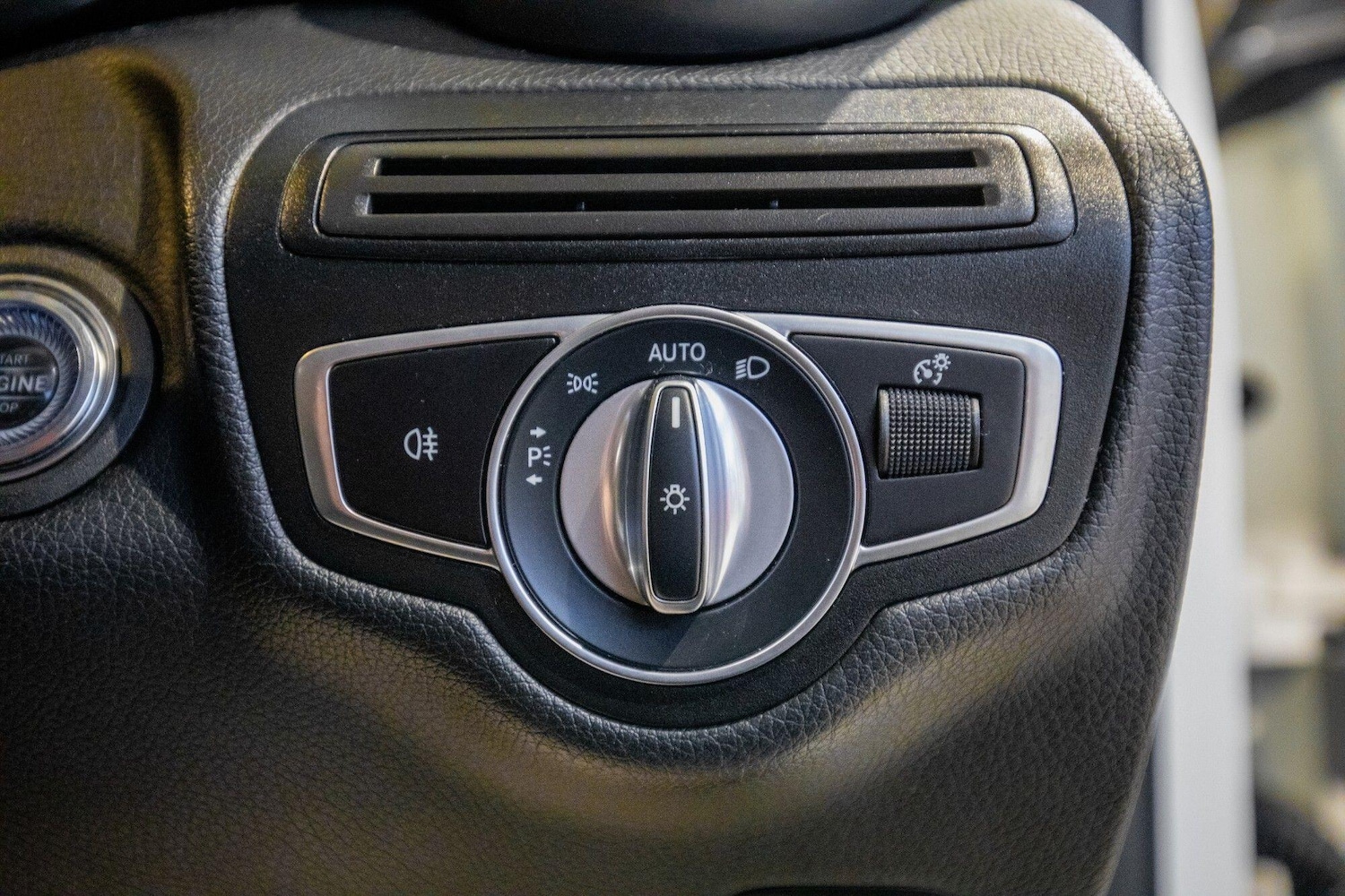 Used Mercedes-Benz GLC for sale - 76824901: Photo 21