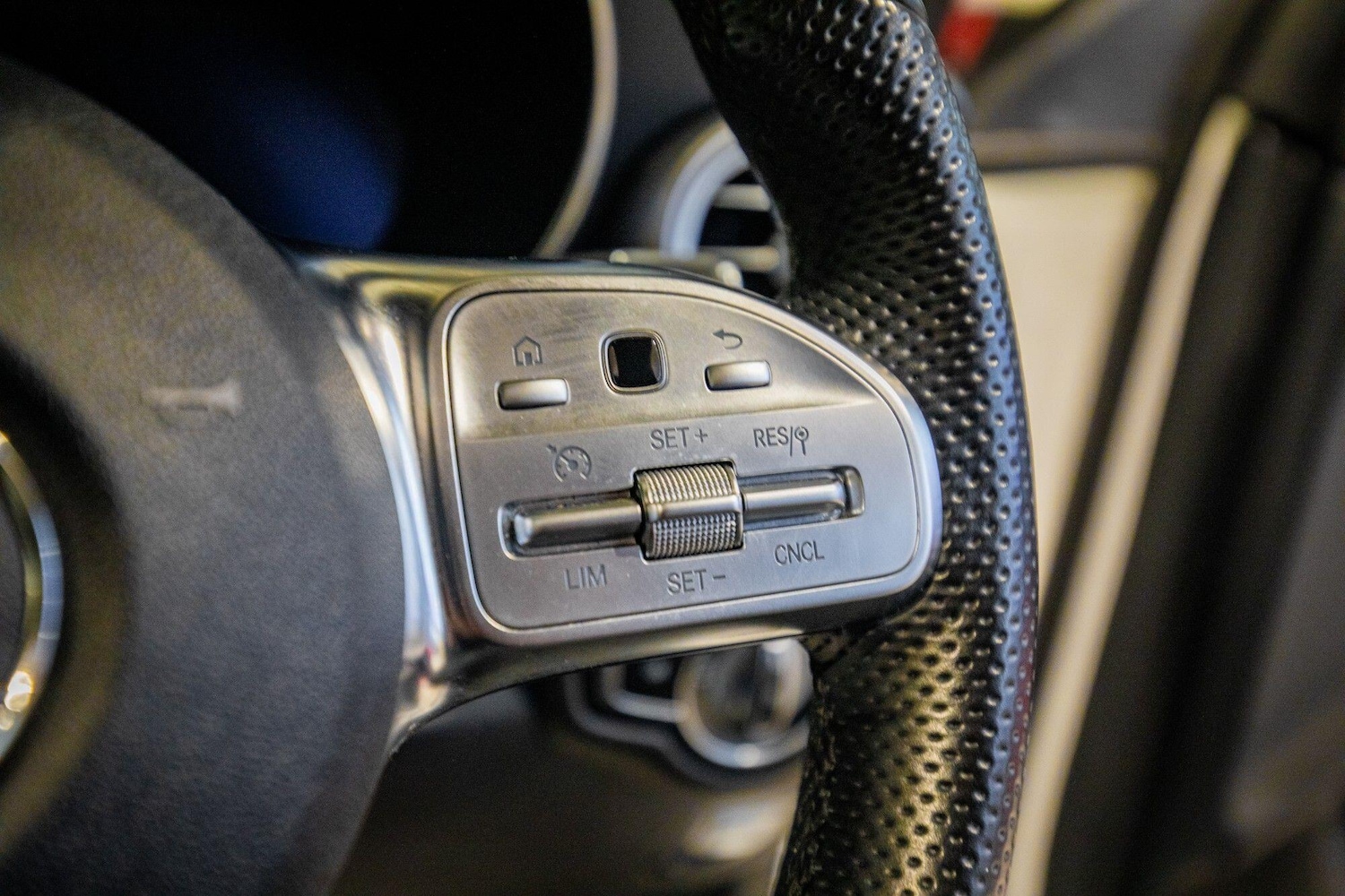 Used Mercedes-Benz GLC for sale - 76824901: Photo 23