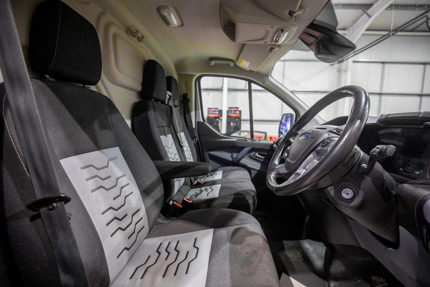 Used Ford Transit Custom 2017 for sale - 77352090: Photo 14