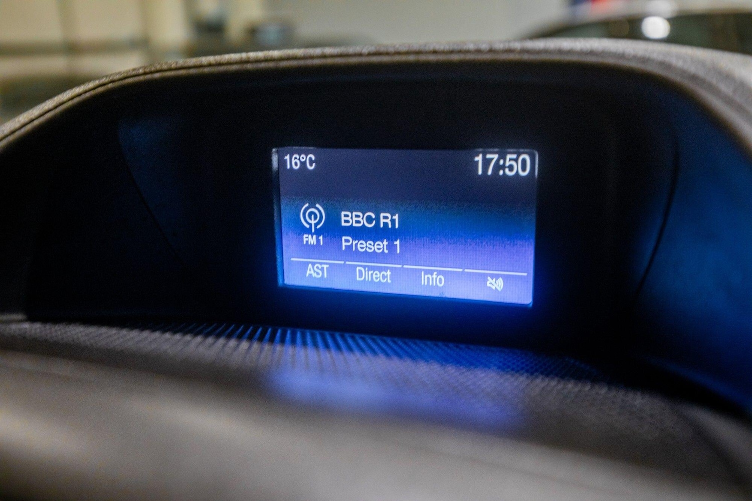 Used Ford Transit Custom 2017 for sale - 77352090: Photo 23