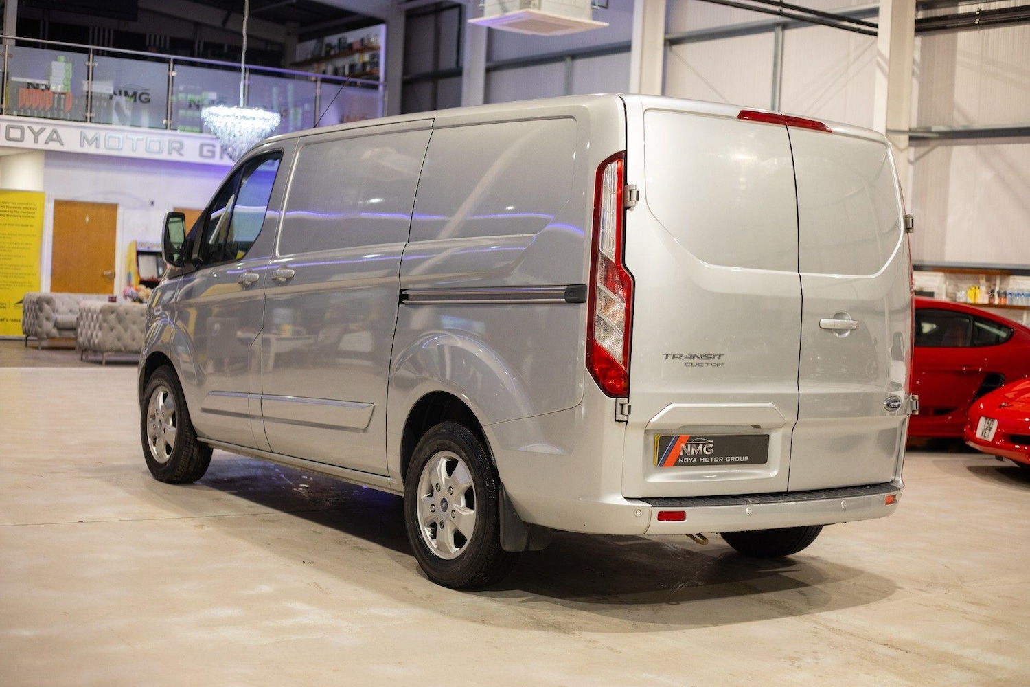 Used Ford Transit Custom 2017 for sale - 77352090: Photo 4