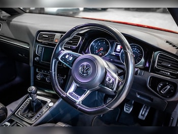 Used Volkswagen Golf 2015 for sale - 78287531: Photo