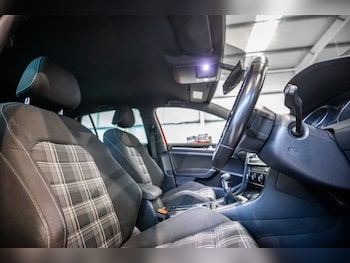 Used Volkswagen Golf 2015 for sale - 78287531: Photo