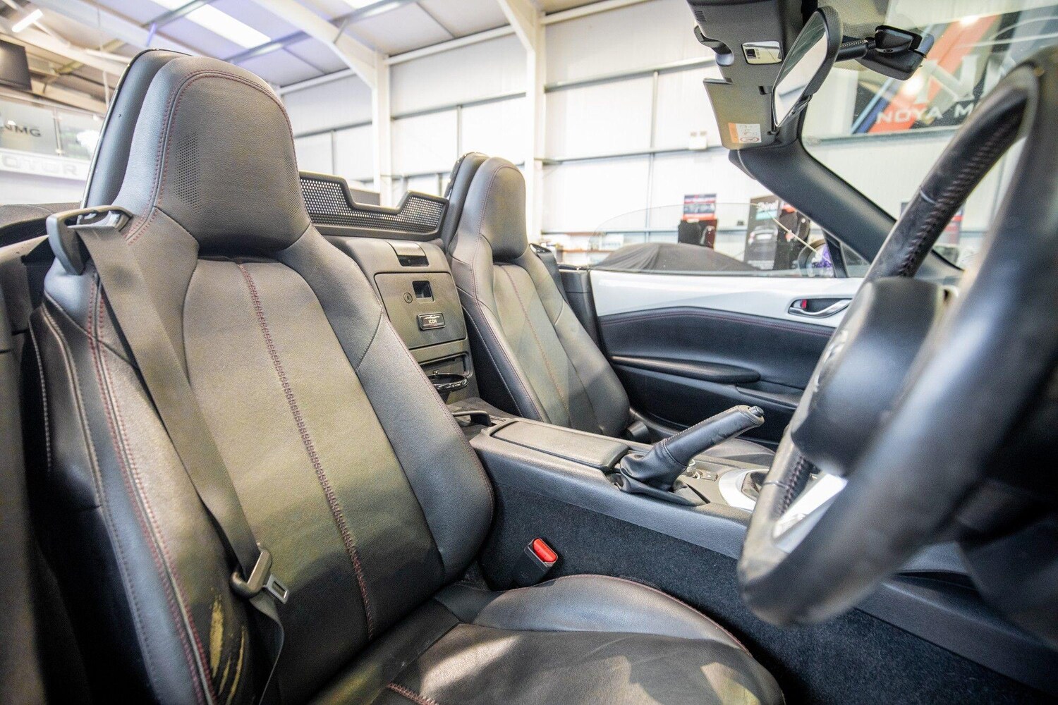 Used Mazda MX-5 2017 for sale - 76823610: Photo 4