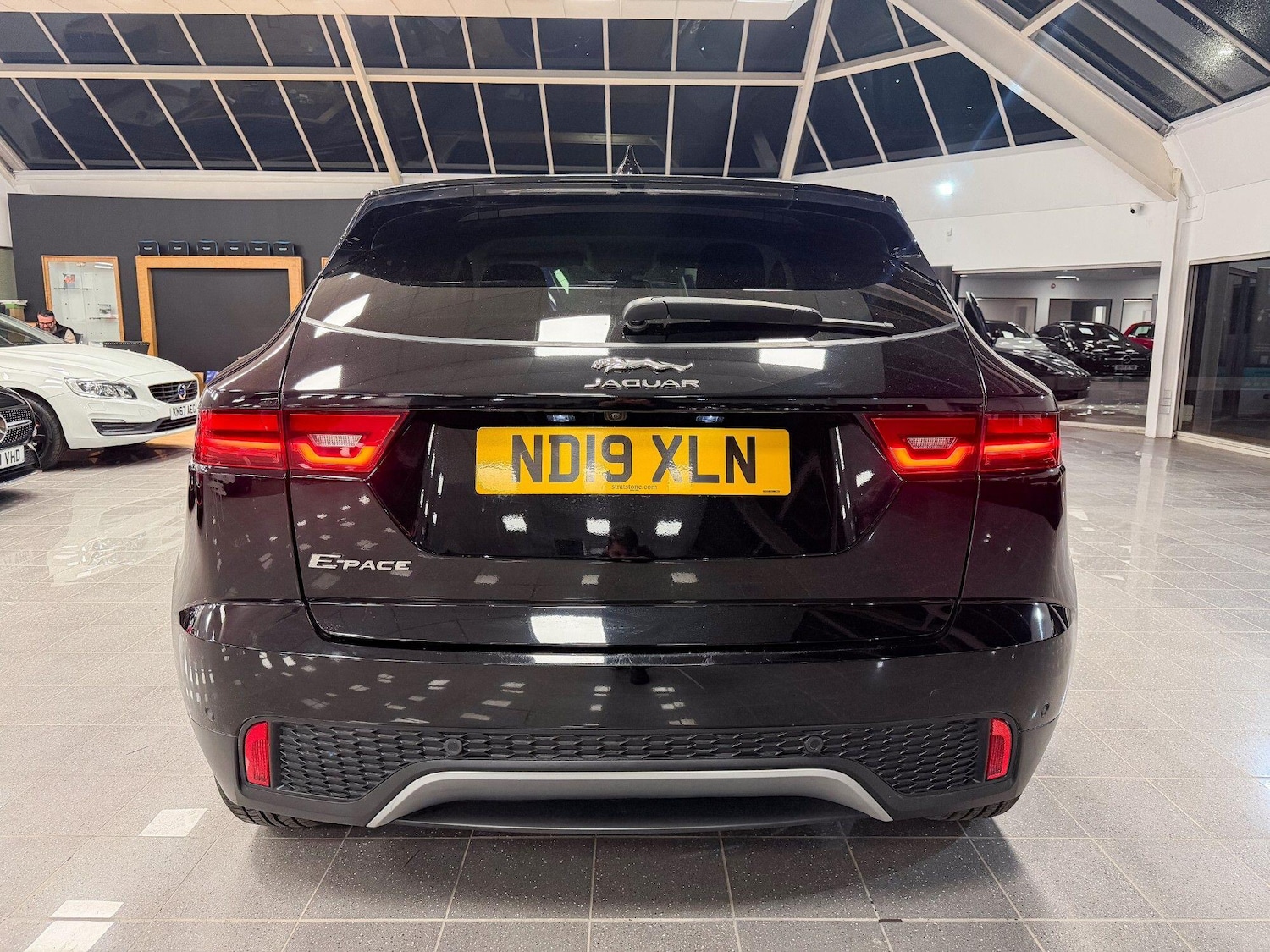 Used Jaguar E-Pace 2019 for sale - 77081537: Photo 10