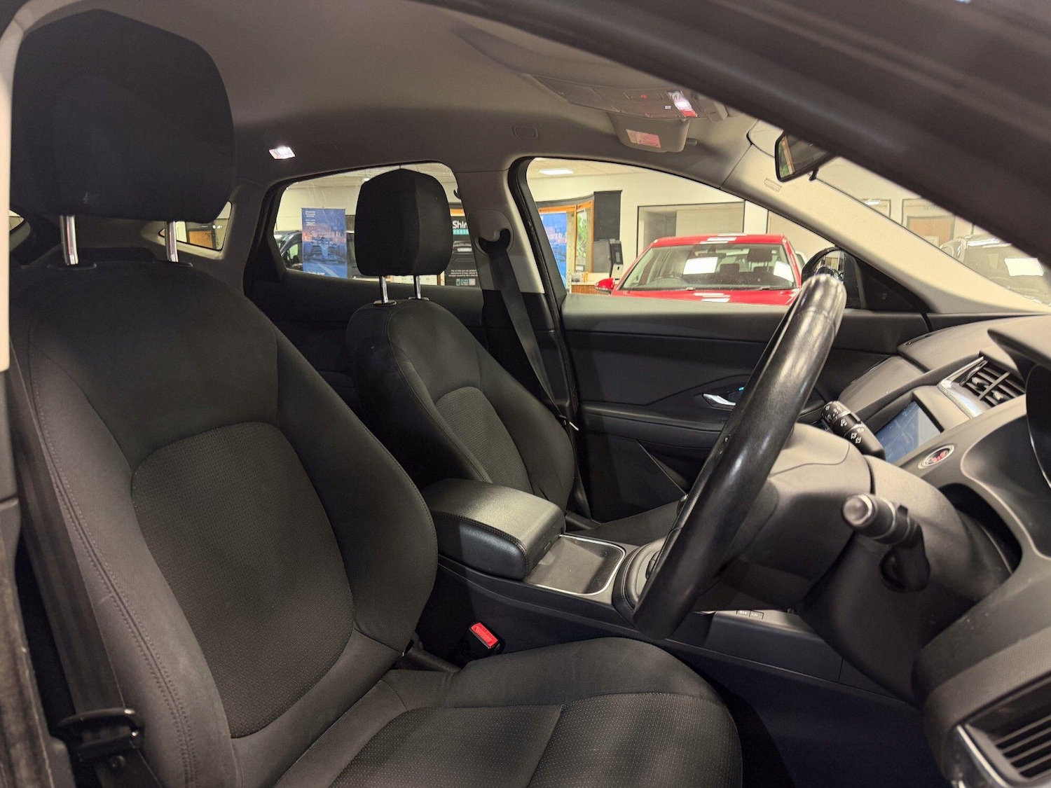 Used Jaguar E-Pace 2019 for sale - 77081537: Photo 25