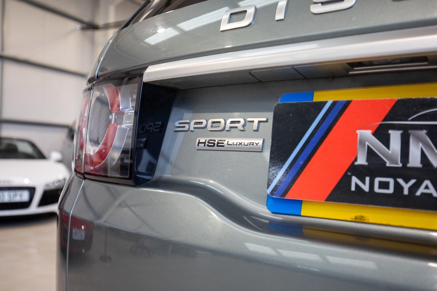 Used Land Rover Discovery Sport 2015 for sale - 77598500: Photo 11