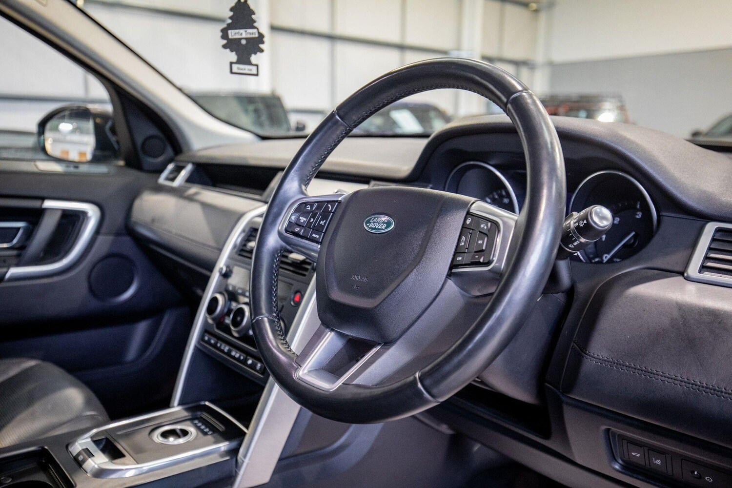 Used Land Rover Discovery Sport 2015 for sale - 77598500: Photo 18