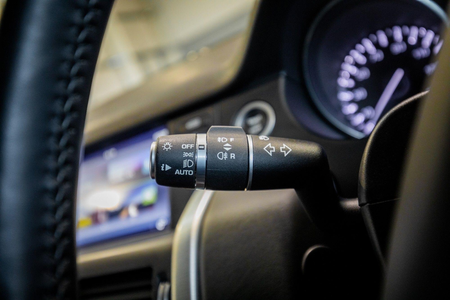 Used Land Rover Discovery Sport 2015 for sale - 77598500: Photo 24