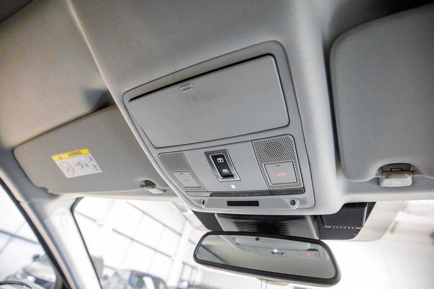 Used Land Rover Discovery Sport 2015 for sale - 77598500: Photo 31