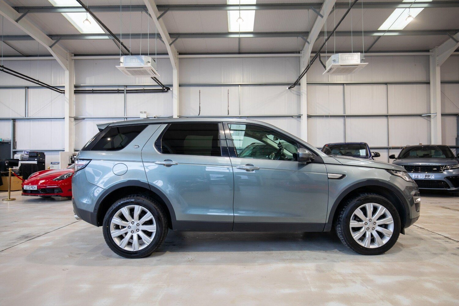 Used Land Rover Discovery Sport 2015 for sale - 77598500: Photo 33