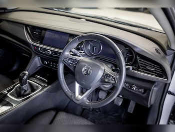 Used Vauxhall Insignia 2022 for sale - 77982581: Photo