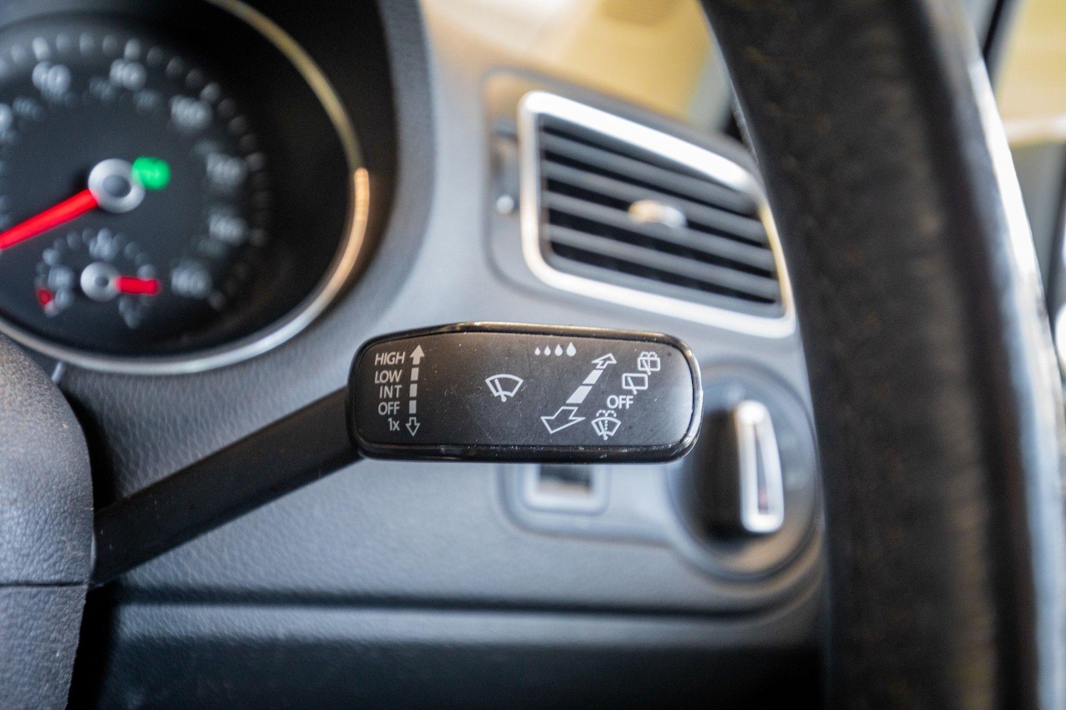 Used Volkswagen Polo 2017 for sale - 76823998: Photo 23