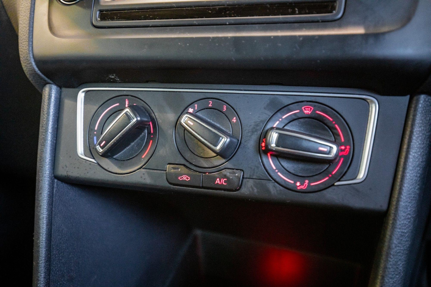 Used Volkswagen Polo 2017 for sale - 76823998: Photo 29