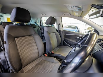 Used Volkswagen Polo 2017 for sale - 76823998: Photo