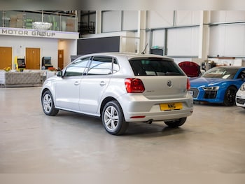 Used Volkswagen Polo 2017 for sale - 76823998: Photo