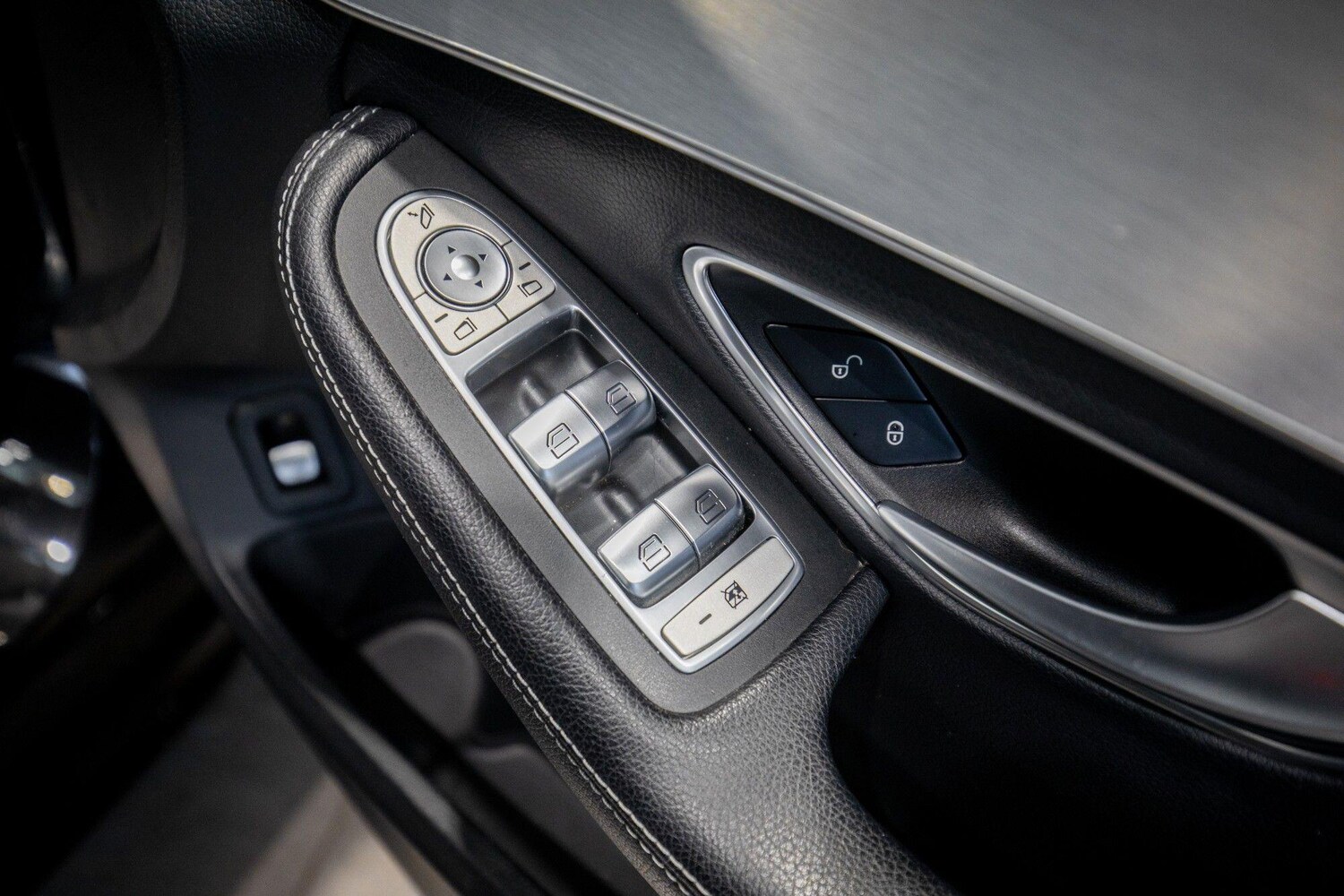 Used Mercedes-Benz C Class 2019 for sale - 77267867: Photo 14