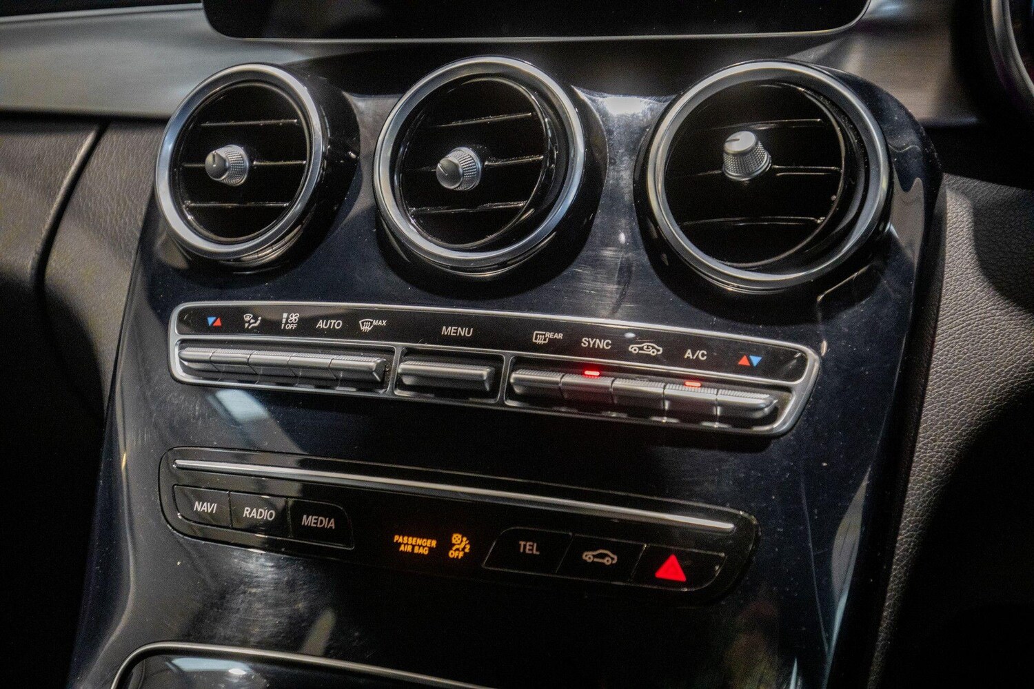 Used Mercedes-Benz C Class 2019 for sale - 77267867: Photo 30