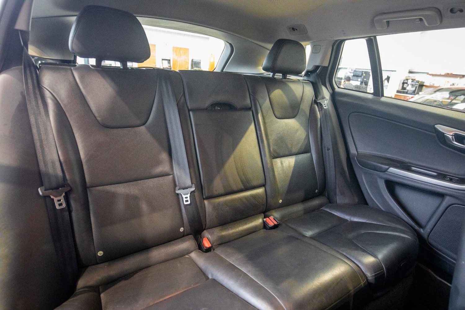 Used Volvo V60 Cross Country for sale - 77882674: Photo 15