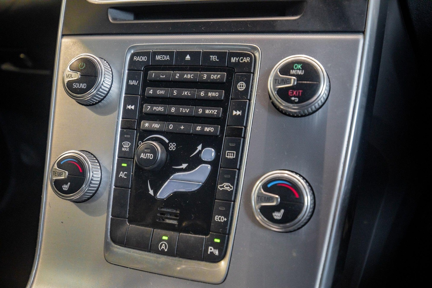 Used Volvo V60 Cross Country for sale - 77882674: Photo 29