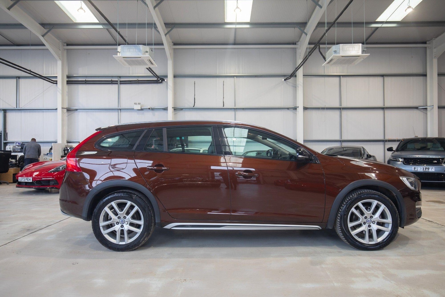 Used Volvo V60 Cross Country for sale - 77882674: Photo 34